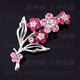 韩国进口梅花胸针(银底粉钻)