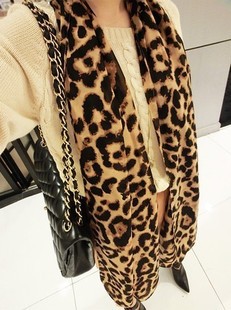 秋冬女士丝巾。。。