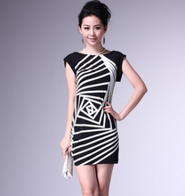 艾曦卓多姿专柜2012夏装新款女装妃萱 针织后背斜V领连衣裙大码