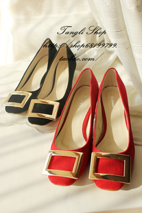  贵族RV同款绒面金属方扣方头中跟单鞋红色婚鞋职业Ol粗跟高跟鞋女
