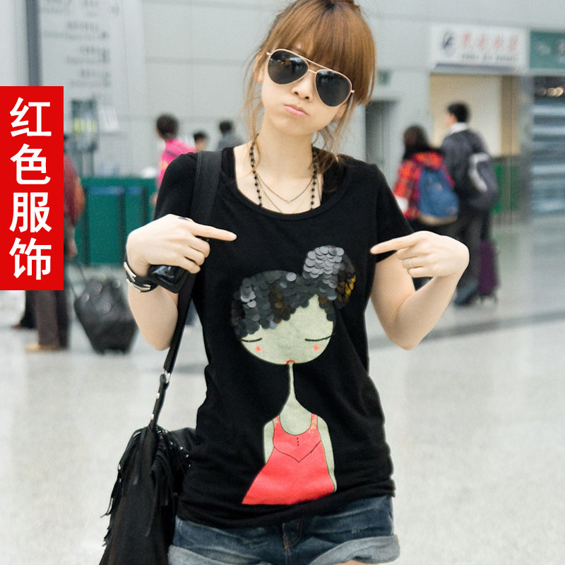 红色服饰 春装新品2011 夏装新款韩版女装长款修身短袖T恤2932 价格:79.00