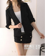 2010秋装新品韩版女装1553黑色包扣七分袖修身小西装~2色
