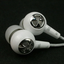 ǧԪ������ JBL Reference 220���� ���ʽ ����