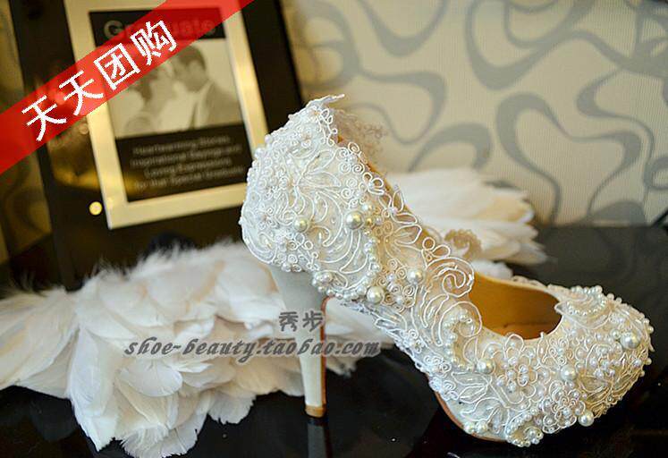 蕾丝雪纺<em>水晶</em>鞋珍珠鞋婚鞋白色防水台内增高高