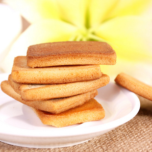  味滋源强荐铁板鸡蛋煎饼 据说比面包干好吃N倍哦 来尝尝吧！250g