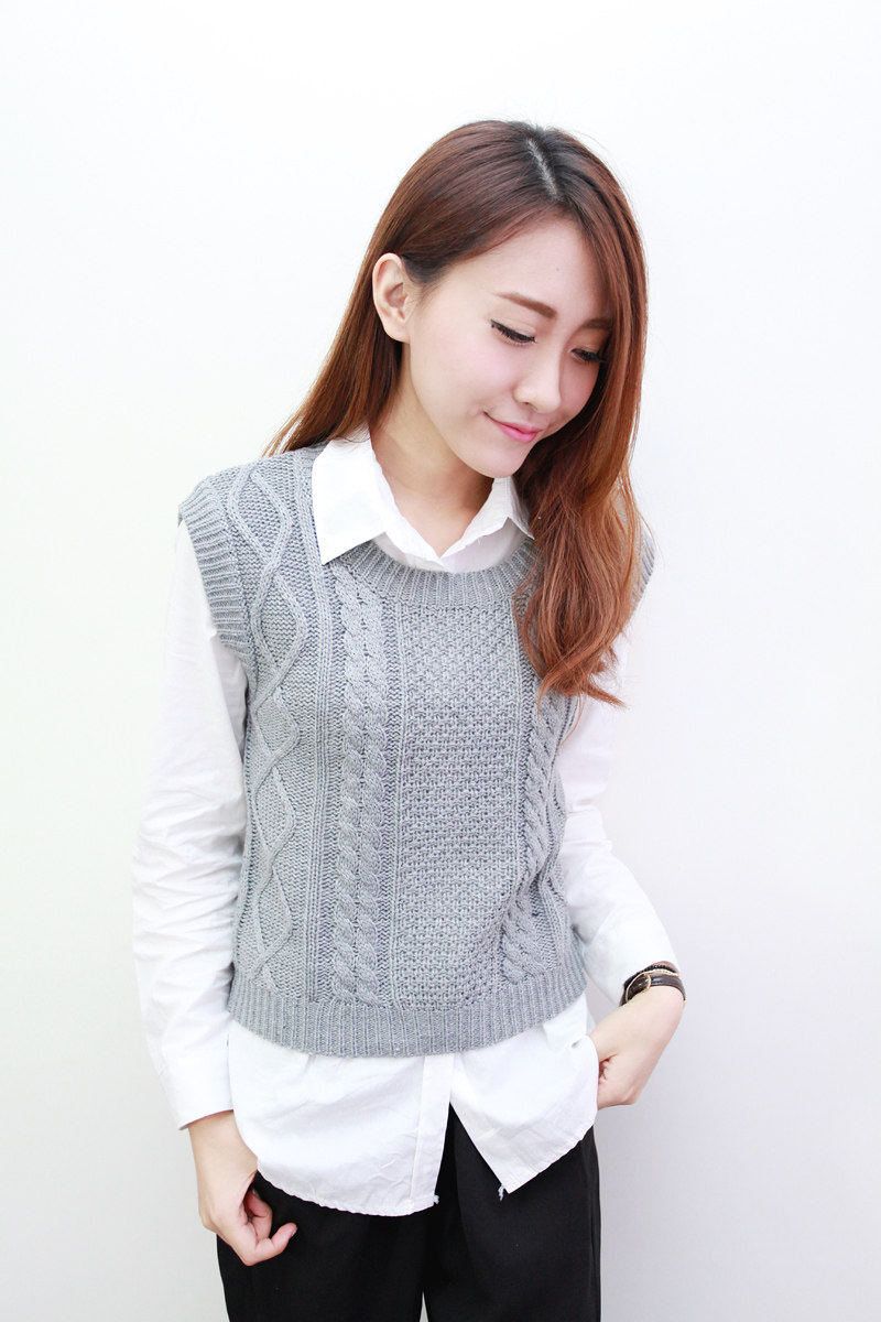 韩国<em>毛线</em>编织<em>马甲</em> : 韩国<em>毛线</em>编织<em>马甲</em>图片及搭