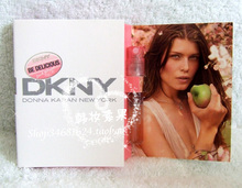 La última versión de los envases de cartón!  DKNY fresca fragancia amor manzana rosa mujer con 1,5 ml tubo de dirección