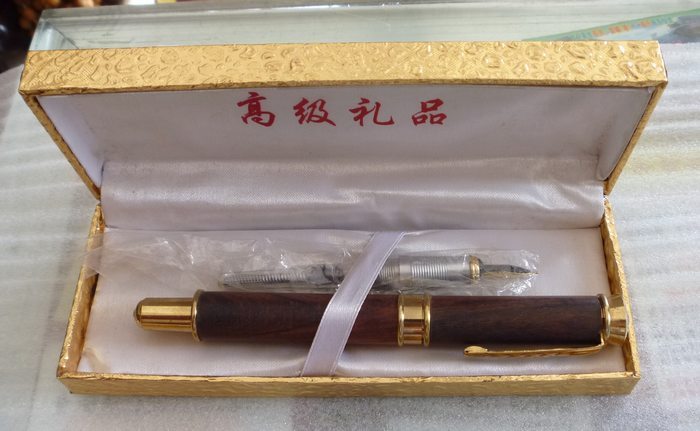 黄花梨精品商务签字笔 钢笔/圆珠笔两用装 送礼佳选 文房之宝|msdalam kategori Ciri-ciri kraftangan, Crafts luar negara, istimewa Vietnam - dari Buy2taobao.com untuk memberikan perkhidmatan ejen Taobao profesional membeli