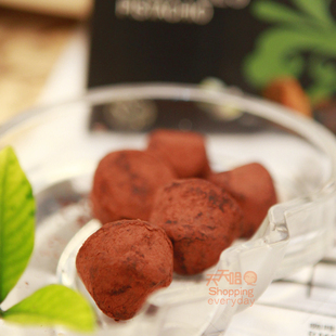  原装进口 德菲斯 德菲丝松露形代可可脂巧克力 开心果仁型100g