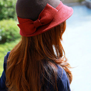  秋冬新款小辣椒同款红黑色拼色双色女士式羊毛呢帽子特价包邮
