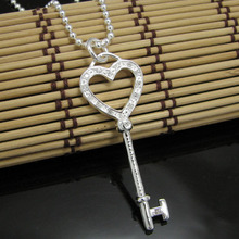 tiffany / Tiffany / Tiffany 925 plateado corazón clave collar de piedra con incrustaciones