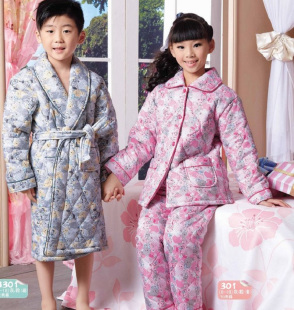 欣迪诗<em>睡衣</em>儿童<em>棉质睡袍女童</em>男孩子秋冬天加厚