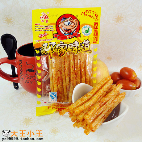 <em>辣条</em> 流<em>口水</em> 邓家味道流<em>口水辣条</em>30g 儿时童年