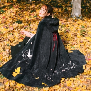 最新上市古装披风