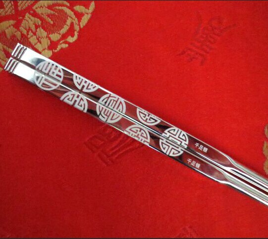 S999 Sterling Silver hollow Fang chopsticks Foot Silver Longevity prosperity brought by the dragon and the phoenix Boutique Silver chopsticks Sterling Silver chopsticksin the Tableware , Tableware , Chopsticks category - from Buy2taobao.com to provide professional Taobao agent buy service
