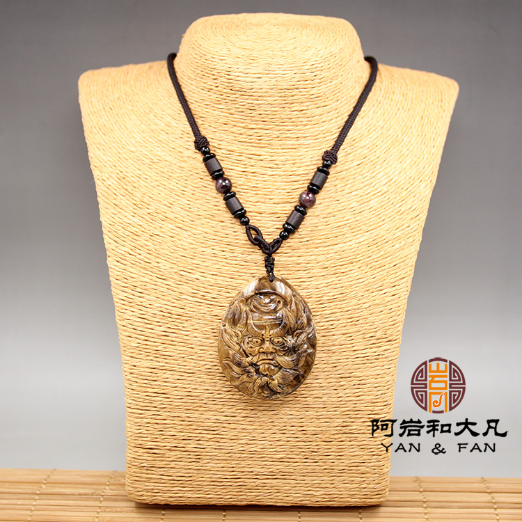 【收藏琥珀】天然缅甸琥珀 根珀 南工精雕 雕刻 钟馗牌子 包邮在类目 饰品/流行首饰/时尚饰品新, 项坠/吊坠中 - 来自Buy2taobao.com提供专业的淘宝代购服务