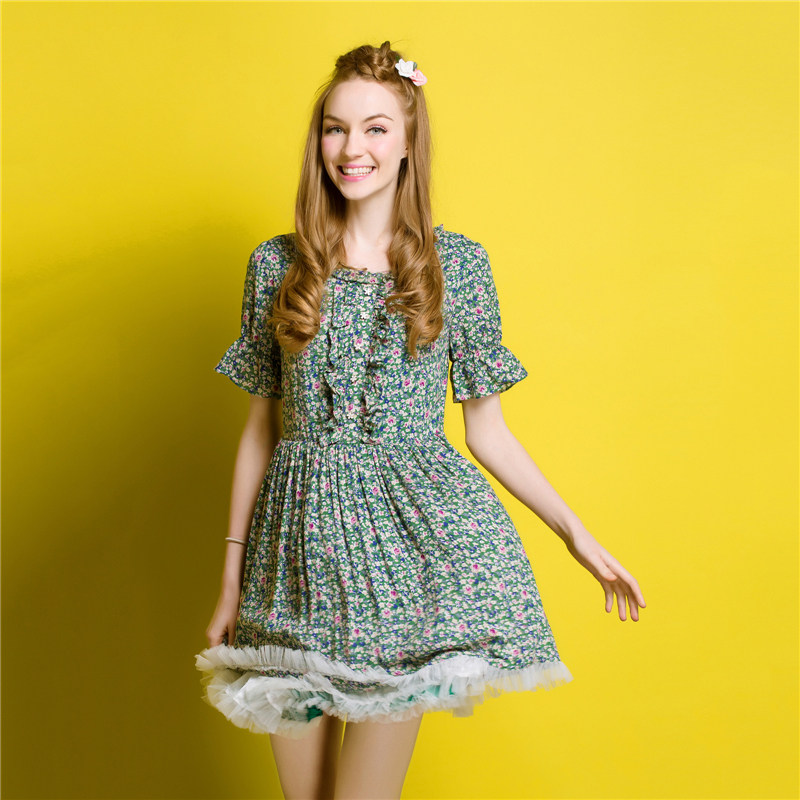 原创设计蔷薇馨香甜美牧羊姑娘纯棉印花多层裙摆小露背蓬蓬连衣裙