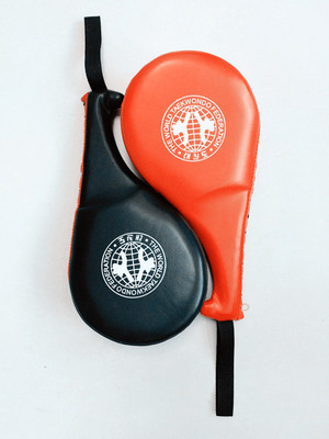 跆拳道脚靶儿童双叶靶成人训练手靶踢腿靶鸡腿