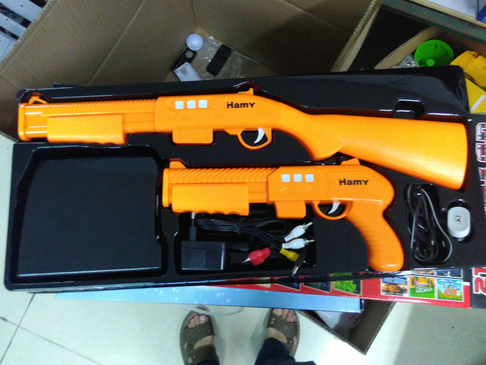 雙人打槍射擊電視遊戲機家庭互動體感電視射擊遊戲機親子AK47在類目 電玩/配件/遊戲/攻略, 家用遊戲機中 - 來自Buy2taobao.com提供專業的淘寶代購服務