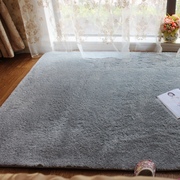 细绒柔顺可水洗防滑卧室地毯客厅茶几地毯简约现代银灰色卧室地毯