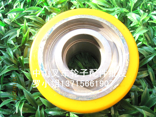 Connaught Jungheinrich Linde Steele Forklift wheel Auxiliary wheel Balance wheel 125*60-47in the Hardware/Tool , Hydraulic pressure/Lifting Tools , Hydraulic Tools , Hydraulic loading and unloading trucks category - from Buy2taobao.com to provide professional Taobao agent buy service