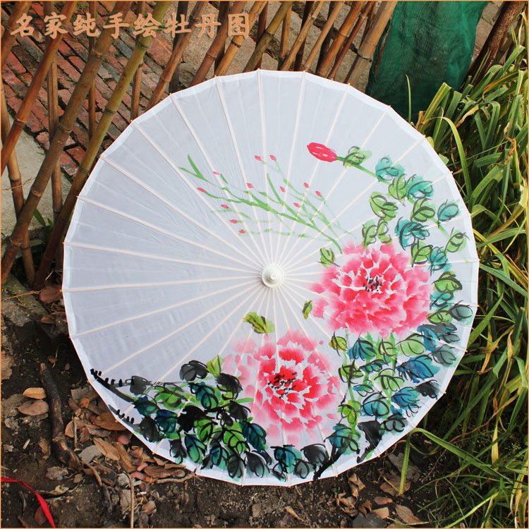 精品舞蹈伞 纯手绘牡丹国画图 竹骨架 绢丝伞 工艺油纸伞 青花瓷在类目 家居饰品, 工艺伞中 - 来自Buy2taobao.com提供专业的淘宝代购服务