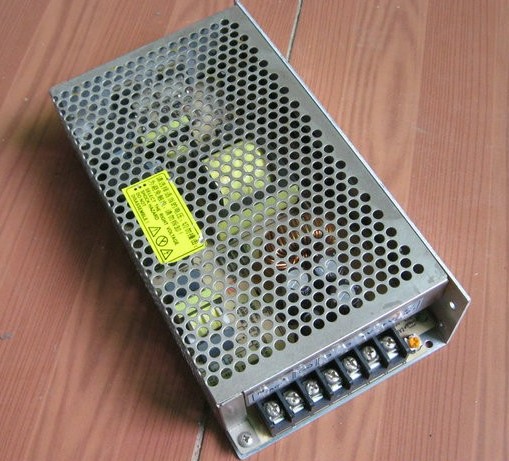 5v 40A电源,可以改成或代改3.65、4.2v 30A 锂电充电器带风扇。在类目 电动车/配件/交通工具, 电动车装备区, 电动车充电器中 - 来自Buy2taobao.com提供专业的淘宝代购服务