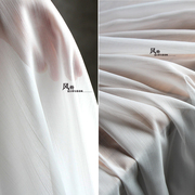 雪纺单层微透条纹竖条硬纱白色，肌理纱春秋服装连衣裙计师面料