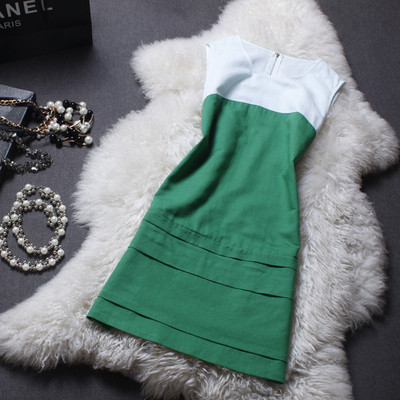 标题优化:新品促销欧洲站无袖圆领绿色多层中短款连衣裙