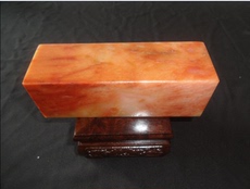 Ювелирный камень Гуйлинь курица крови Нефрит