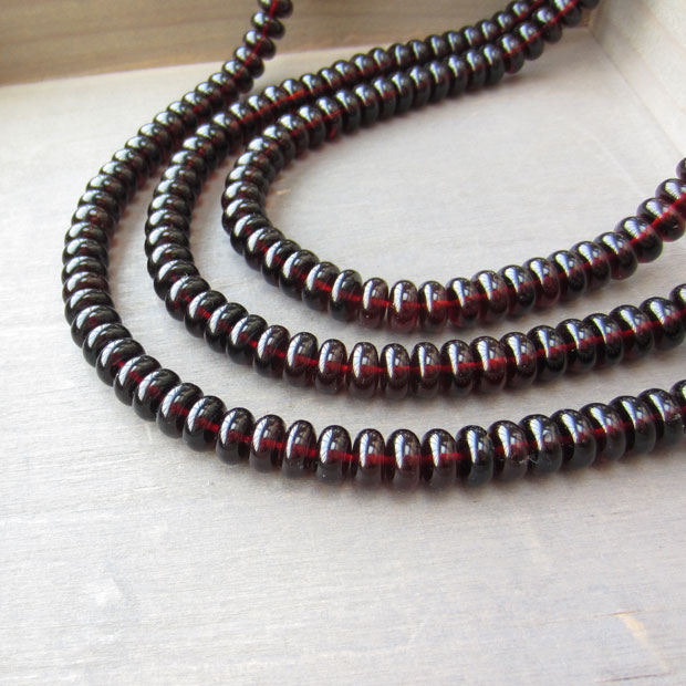 Whole sale Natural amber Beeswax Loose bead Blood Perot Abacus Separated beads Septa Beads Hand string Special Offerin the Jewelry/Diamond/Jade/Gold , Natural amber (New) , Bracelets category - from Buy2taobao.com to provide professional Taobao agent buy service