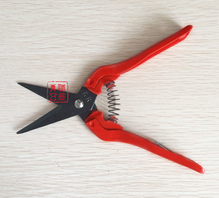 September 12 No. shipped around 12 The price the republic of korea Nova SB203 Spring scissors Chain scissorsin the Home Daily , Home Hardware Tools , Scissors/Hairdressing scissors/Gardening shears , Kitchen scissors category - from Buy2taobao.com to provide professional Taobao agent buy service