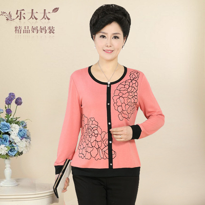 中老年女装秋装长袖T恤中年人大码打底衫老年人加肥妈妈装t恤外套