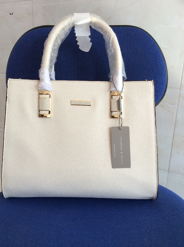 charles keith shoulder bag