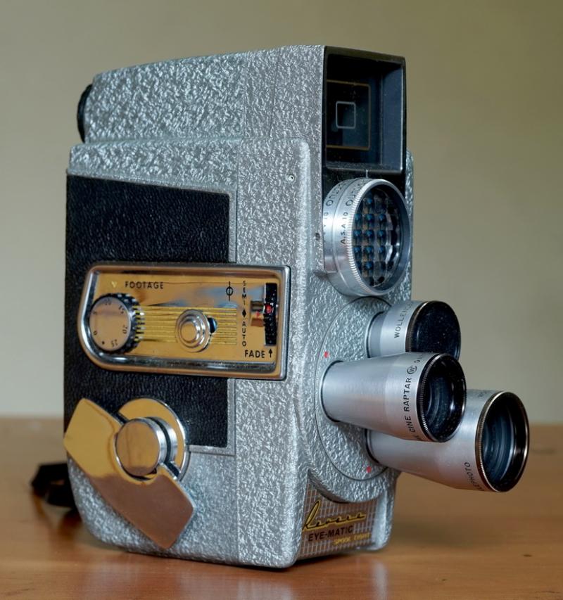 美国Revere Eye-Matic AC-2 8毫米电影摄影机,带三个镜头在类目 数码相机/单反相机/摄像机, 胶卷相机, 收藏相机中 - 来自Buy2taobao.com提供专业的淘宝代购服务