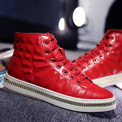 中帮板鞋男红色秋冬季英伦短靴纯白色高帮鞋男韩版潮流运动休闲鞋