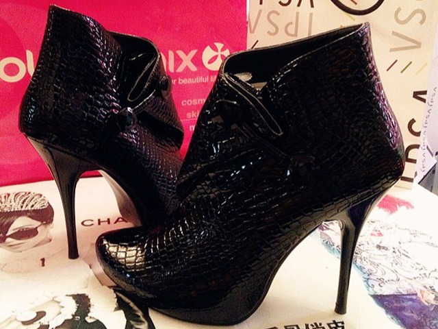 Fault code Markdown sale Exit Europe and America black Patent leather sexy Extra high heels Waterproof Tip Plush brevis-ocreain the Women's Shoes, Boots category - from Buy2taobao.com to provide professional Taobao agent buy service