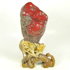 Ювелирный камень Юбилей выдвиженческий естественный цвет