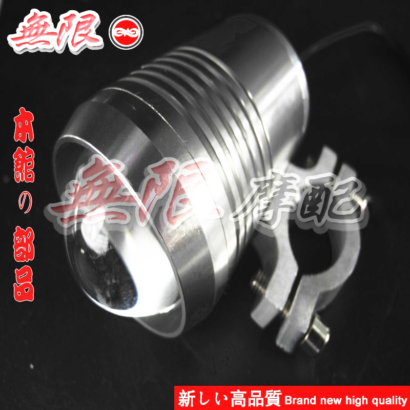 金翼1800 GL1800 金翼1500 GL1500保险杠 护杠改装雾灯在类目 摩托车/装备/配件, 其他摩托车用品中 - 来自Buy2taobao.com提供专业的淘宝代购服务
