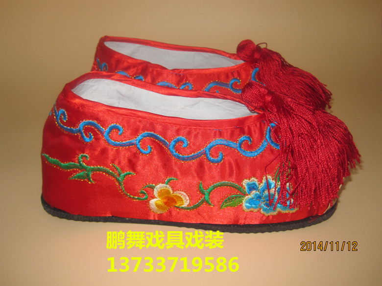 Ancient Embroidered shoes Bridal Shoes Xiu shoes Xiu clothing bright red Embroidered shoes High Color Embroidered shoesin the Sports/Yoga/Fitness/Fans supplies , Dance/Aerobics/Gymnastics , Chinese classical dance , Classic shoes category - from Buy2taobao.com to provide professional Taobao agent buy service