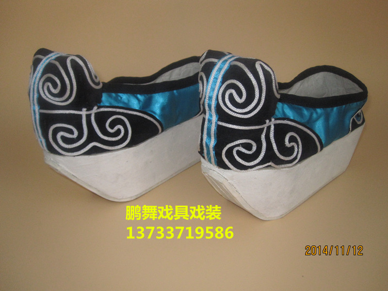 Shoes play,Beijing opera costume shoes Boots Niche Wusheng High boots High boots DPRK Thick-soled boots Cloud clusterin the Sports/Yoga/Fitness/Fans supplies , Dance/Aerobics/Gymnastics , Chinese classical dance , Classic shoes category - from Buy2taobao.com to provide professional Taobao agent buy service