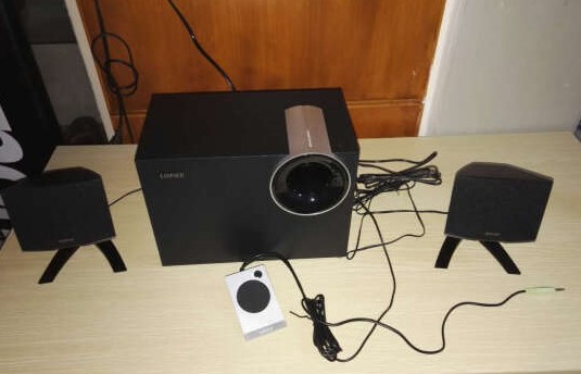 Rates quality goods Edifier/ Saunterer R201T North American Edition fashion drive-by-wire woodiness loudspeaker boxin the Audio appliances , PC multimedia speakers category - from Buy2taobao.com to provide professional Taobao agent buy service