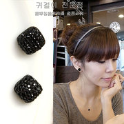 黑色百搭正方形闪钻磁铁耳钉，无耳洞吸磁假耳环，韩国耳饰简约女款