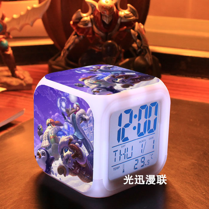 英雄联盟周边 LOL合金装备皮肤闹钟 LED七彩夜灯触控钟表 可定制