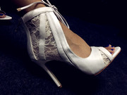 白色女鞋凉鞋鱼嘴蕾丝/绸缎面11厘米超高跟 婚鞋宴会鞋系带欧美风