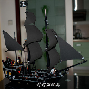兼容乐高军事场景加勒比海盗船黑珍珠，号益智拼装玩具积木船模型