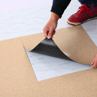 样品pvc自粘地板革家用pvc地板，贴纸免胶地板，贴纸自粘石塑地板贴