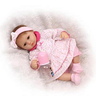 仿真婴儿洋娃娃 可爱柔软逼真包包 女孩玩具礼物创意 过家家玩具