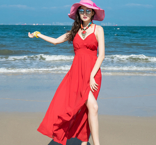 夏装海边度假露背沙滩长裙波西米亚大红色雪纺开叉吊带连衣裙