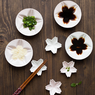日式樱花陶瓷调味碟创意精美餐厅酱油醋芥末辣酱调味碟调料盘餐具